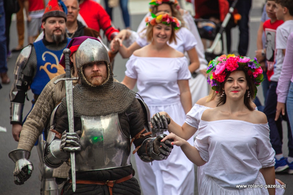 Korowód i Polonez w Święto Wina 2019 (wideo)