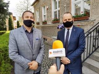 Wójt Wojciech Płaziuk i poseł Paweł Hreniak o gminie Udanin w Radiu Sudety