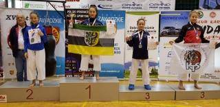 11 medali dla średzkich karateków w Zawadzkiem