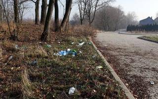 Śmiecą tu na potęgę! (list)