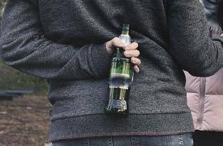 Pili alkohol i grozili strażnikom miejskim