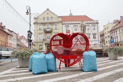 Pełne serca pomocy