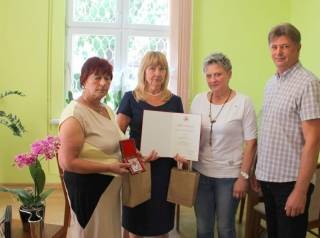 Medal Polskiego Czerwonego Krzyża dla gminy Kostomłoty