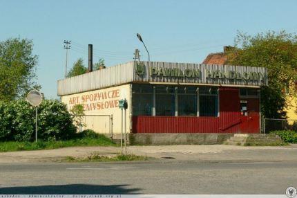 Był pawilon handlowy - będzie plac zabaw