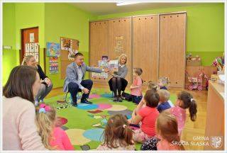 „Cała Polska czyta dzieciom”