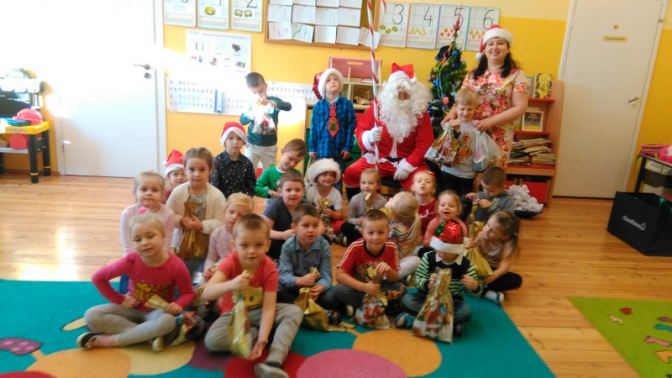 Mikołaj odwiedził przedszkole w Ciechowie