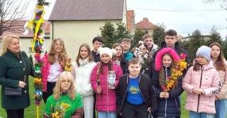 Pomagamy potrzebującym dzieciom - akcja ogniska misyjnego SP Udanin