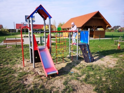 Kolejne odnowione place zabaw w gminie Miękinia