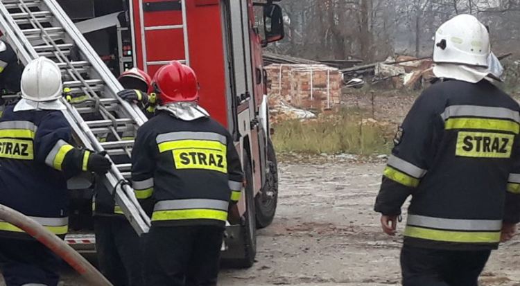 Pożar w Prężycach. Jedna osoba poszkodowana