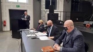 XXXII sesja Rady Powiatu w Środzie Śląskiej (na żywo)