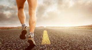 Spacerował &quot;nago&quot; ulicami Szczepanowa