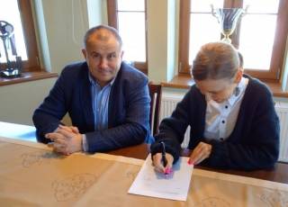 Droga do gruntów rolnych w Kokorzycach. Umowa podpisana