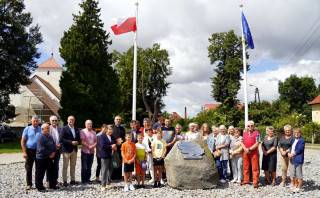 Historia w tablicy zapisana… Szczególna uroczystość w Dębicach
