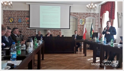 Decyzja Rady Miejskiej ws. pomocy finansowej dla Powiatu Średzkiego na odkup szpitala powiatowego