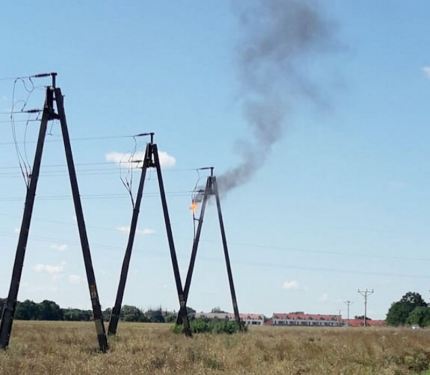 Słychać było wybuchy i pojawił się ogień...