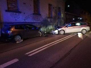 Wypadek w Wilkowie Średzkim. Trzy osoby poszkodowane