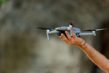 Dron z 3 kamerami – Mavic 3 Pro