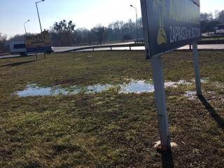 Czy to awaria? Czy nowe źródło wody? (list)