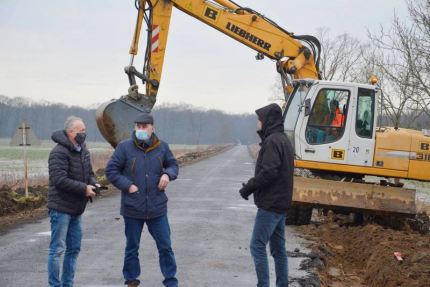 Trwa remont drogi Prężyce - Lenartowice - Księginice