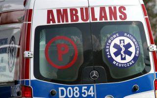 Czytelnik: "Kobieta leżała, a inni stali i tylko patrzyli"