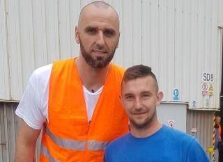 Marcin Gortat z wizytą w fabryce Röben w Środzie Śląskiej