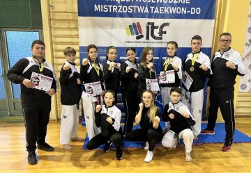 Burzańska i Ptak złotymi medalistami Wojewódzkich Mistrzostw w Taekwon-do ITF – Miękinia 2023