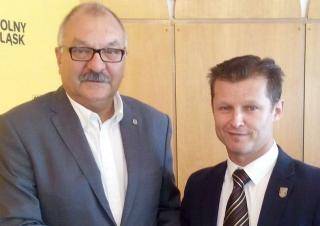 Promesa na budowę szatni w Malczycach