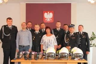 Przekazano sprzęt 4 jednostkom OSP z terenu gminy Kostomłoty
