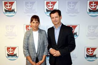 Sekretarz Gminy Malczyce Magdalena Górak-Kaleta i wójt Piotr Frankowski / fot. Gmina Malczyce