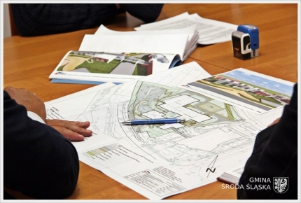 Burmistrz zlecił koncepcję i powołał zespół ds. budowy szkoły na Winnej Górze