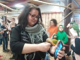 "Feriowe" spotkanie  z papugami