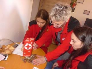 „Koszyczek Wielkanocny z PCK”. Kwesta w Środzie Śląskiej