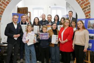 Laureaci powiatowych konkursów / fot. Powiat Średzki - RFP