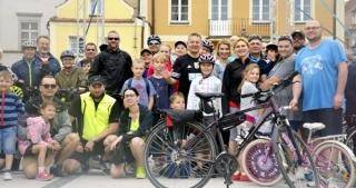 Ponad 100 osób na rodzinnym pikniku rowerowym