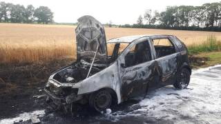 Pożar samochodu koło Samborza