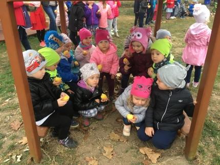 Dzień Edukacji Narodowej i Święto Ziemniaka w przedszkolu w Ciechowie