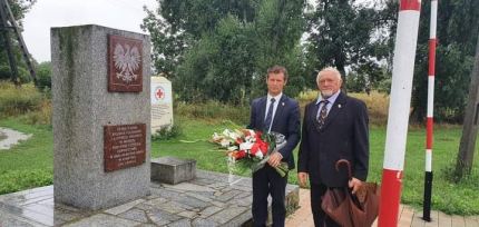 Władze gminy Malczyce złożyły hołd ofiarom II wojny światowej