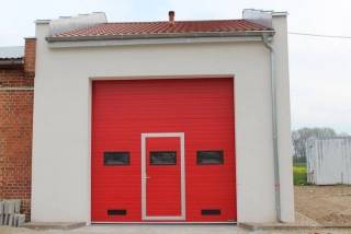 OSP Jarosław ma nowy garaż