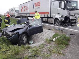 Czołowe zderzenie. Cztery osoby poszkodowane (FOTO)