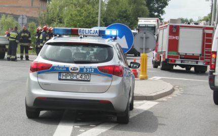 Kolizja na średzkiej obwodnicy. Uszkodzonych jest kilka pojazdów