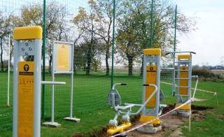 Siłownie zewnętrzne w 3 miejscowościach gminy Kostomłoty