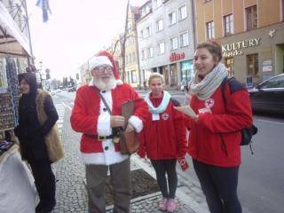 „Czerwonokrzyska Gwiazdka z PCK&quot; - kwesta na terenie miasta