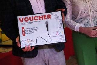 VOUCHER - 1 utwór muzyczny, 2 godziny nagrań, miks i mastering, wideo w HD / fot. Gmina Udanin