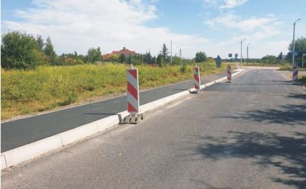 W Malczycach trwa budowa chodnika i wymiana nawierzchni drogi