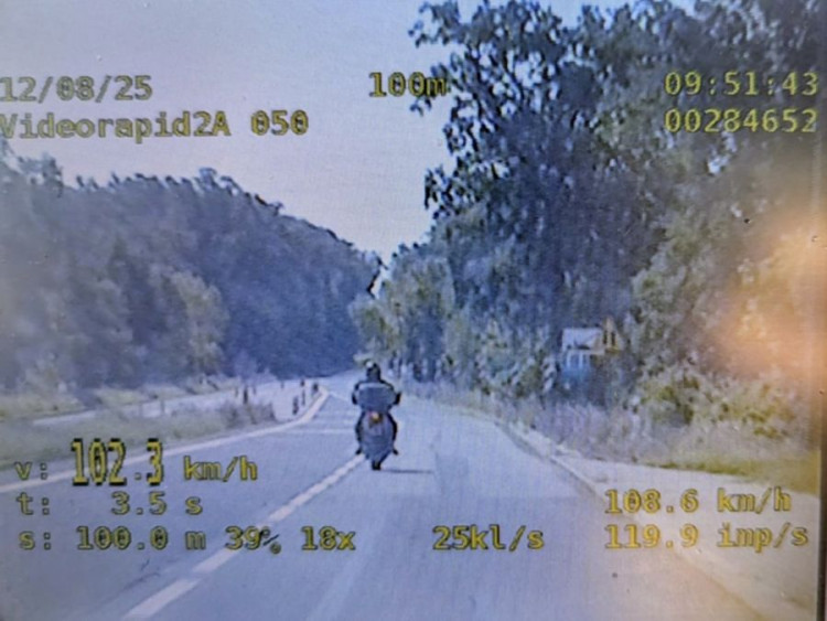 1500 zł mandatu, 13 punktów karnych i zabrane prawo jazdy na okres 3 miesięcy