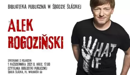 Pisarz Alek Rogoziński odwiedzi średzką bibliotekę