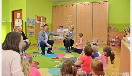 „Cała Polska czyta dzieciom”
