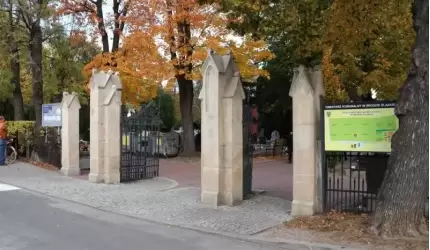 Zmiany dla kierowców w obrębie średzkiego cmentarza na Wszystkich Świętych