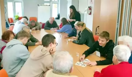 „Zbliżamy pokolenia” wspólny czas średzkich Seniorów i młodzieży