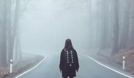 Czytelniczka: Dlaczego brak jest środkowej linii na jezdni?